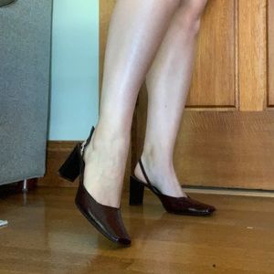 Square Toe, Sling Back Coach Heel